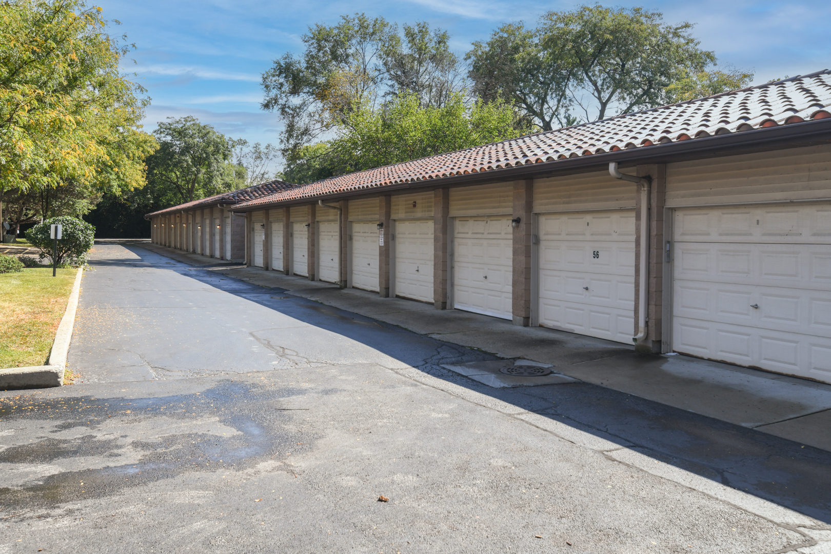 21W581 North Avenue #71, Lombard, IL 60148