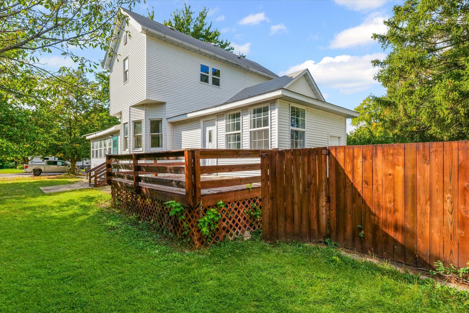 322 N Guthrie Street, Gibson City, IL 60936