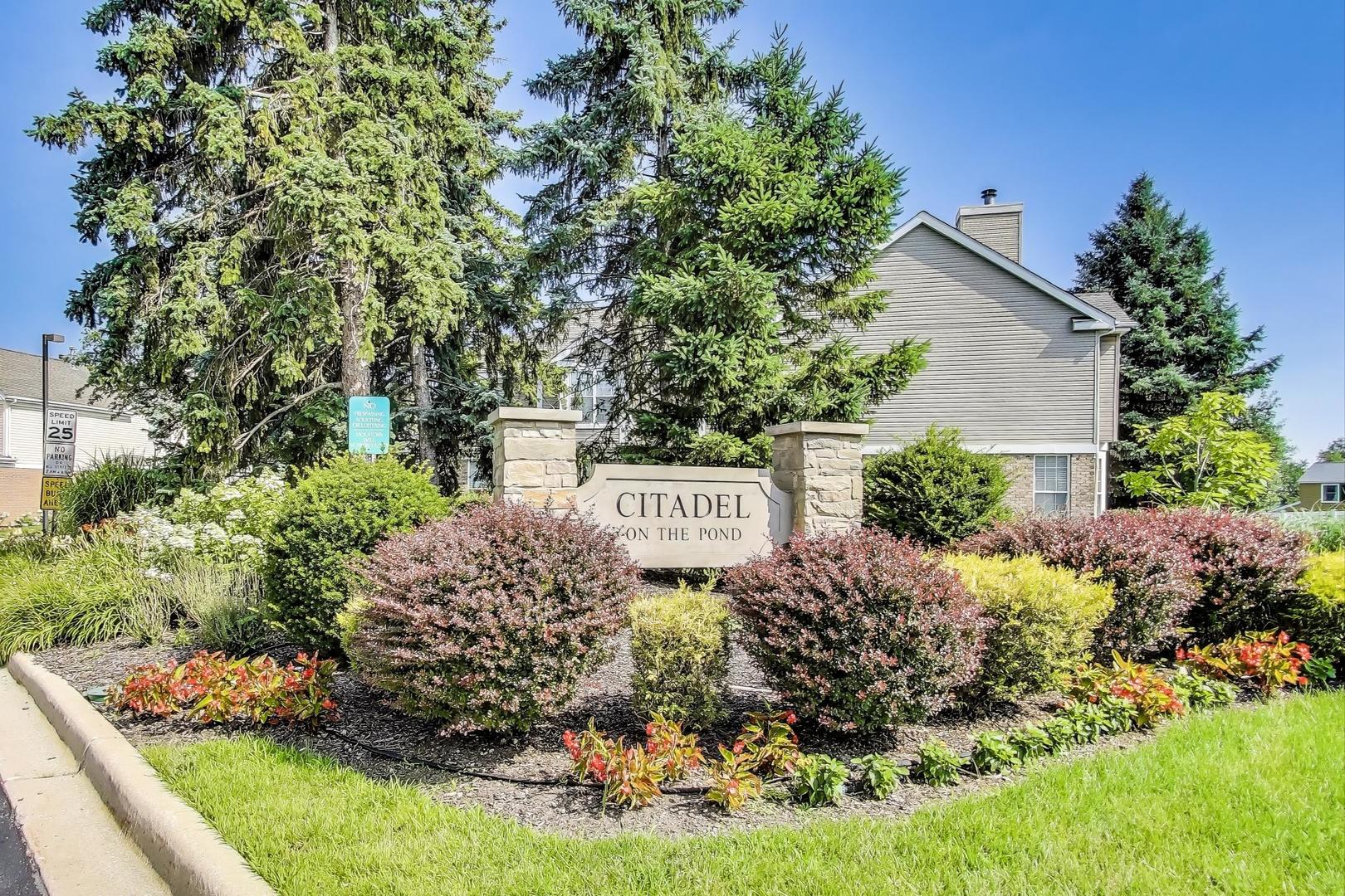 516 Citadel Circle, Westmont, IL 60559