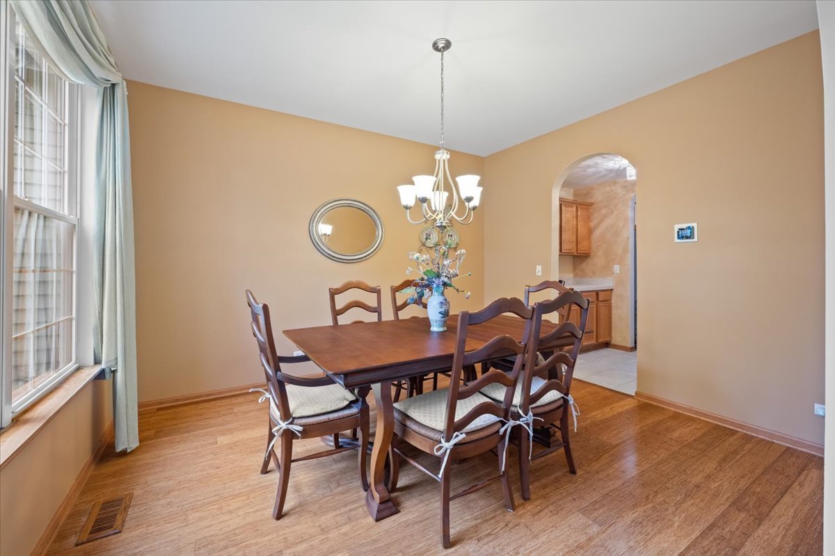 1903 Flagstone Lane, Aurora, IL 60502