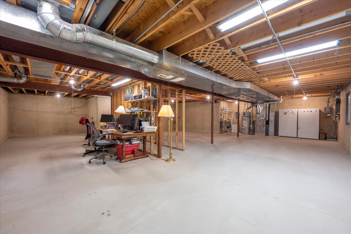 1903 Flagstone Lane, Aurora, IL 60502