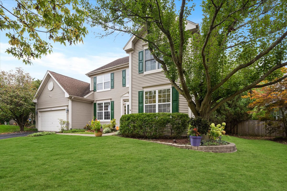 1903 Flagstone Lane, Aurora, IL 60502