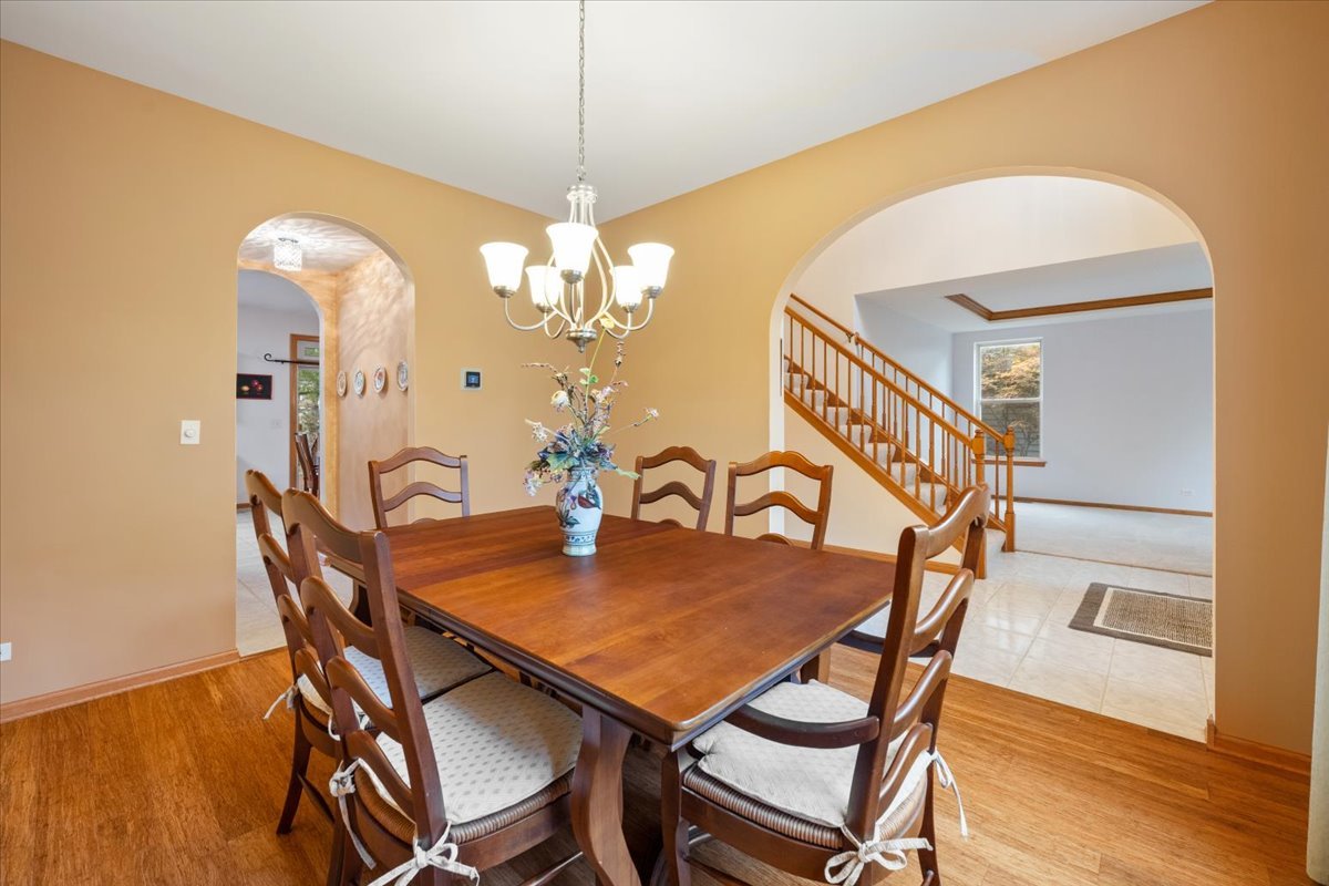 1903 Flagstone Lane, Aurora, IL 60502