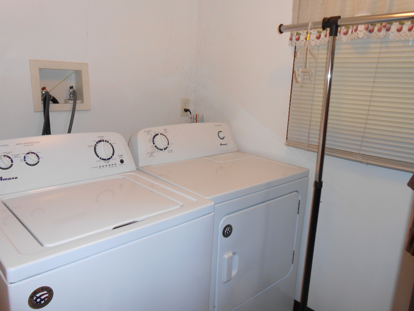 1603 Dakota Drive, Elk Grove Village, IL 60007