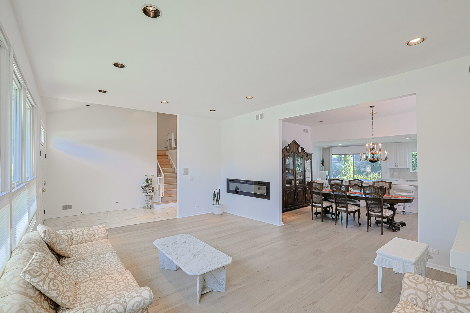 3306 Wilmette Avenue, Wilmette, IL 60091