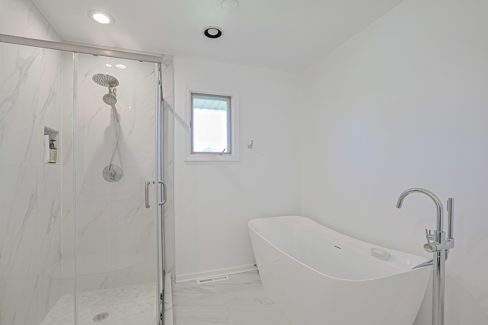 3306 Wilmette Avenue, Wilmette, IL 60091