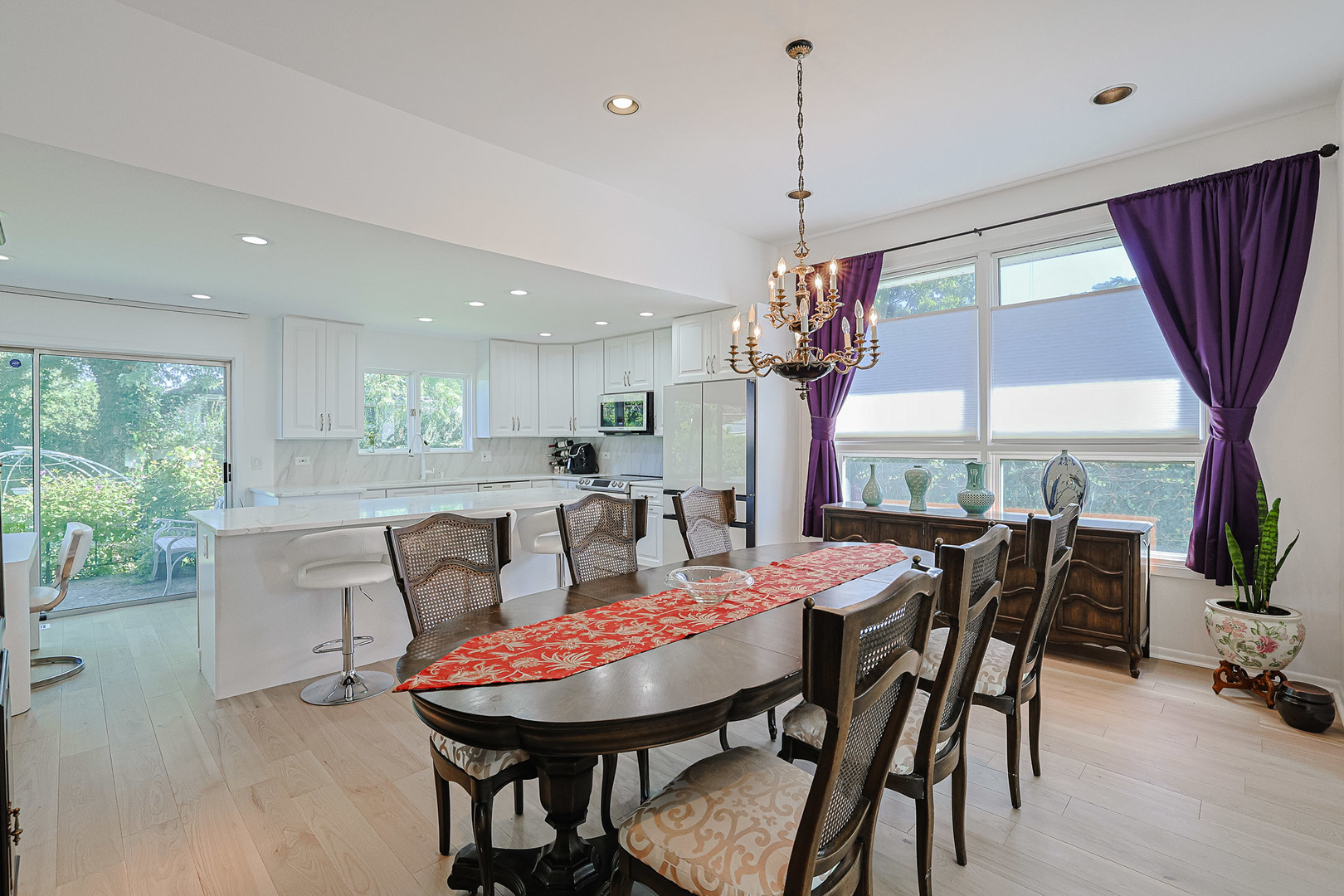 3306 Wilmette Avenue, Wilmette, IL 60091