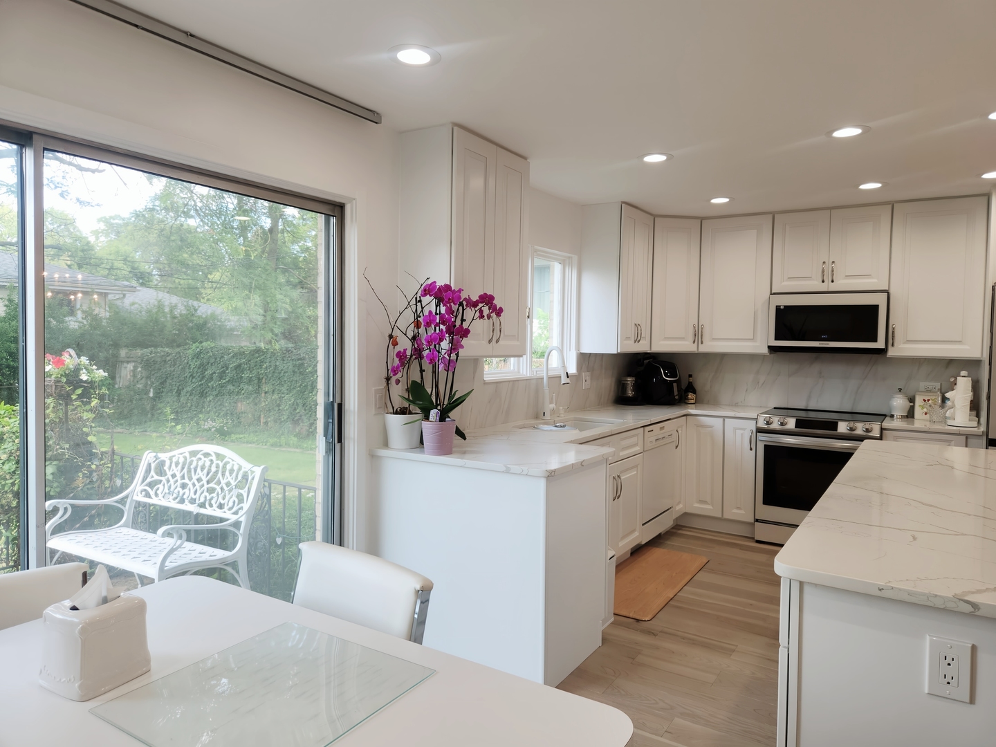 3306 Wilmette Avenue, Wilmette, IL 60091