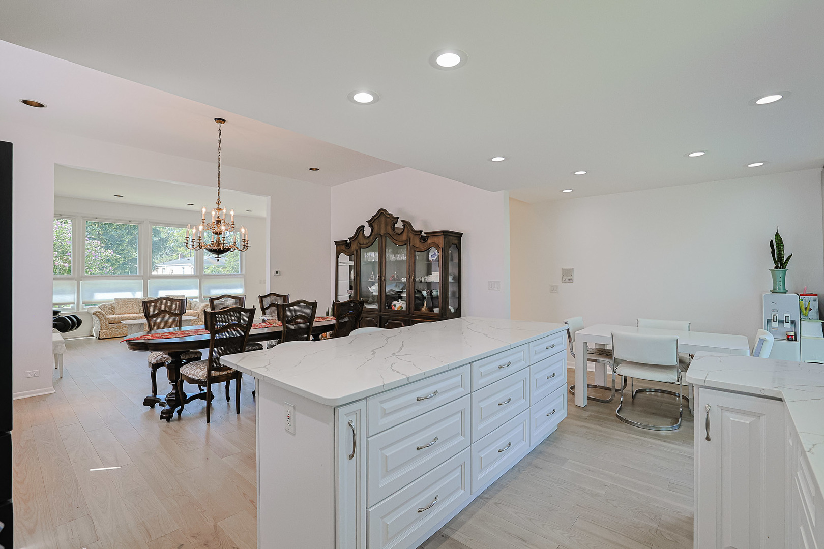 3306 Wilmette Avenue, Wilmette, IL 60091