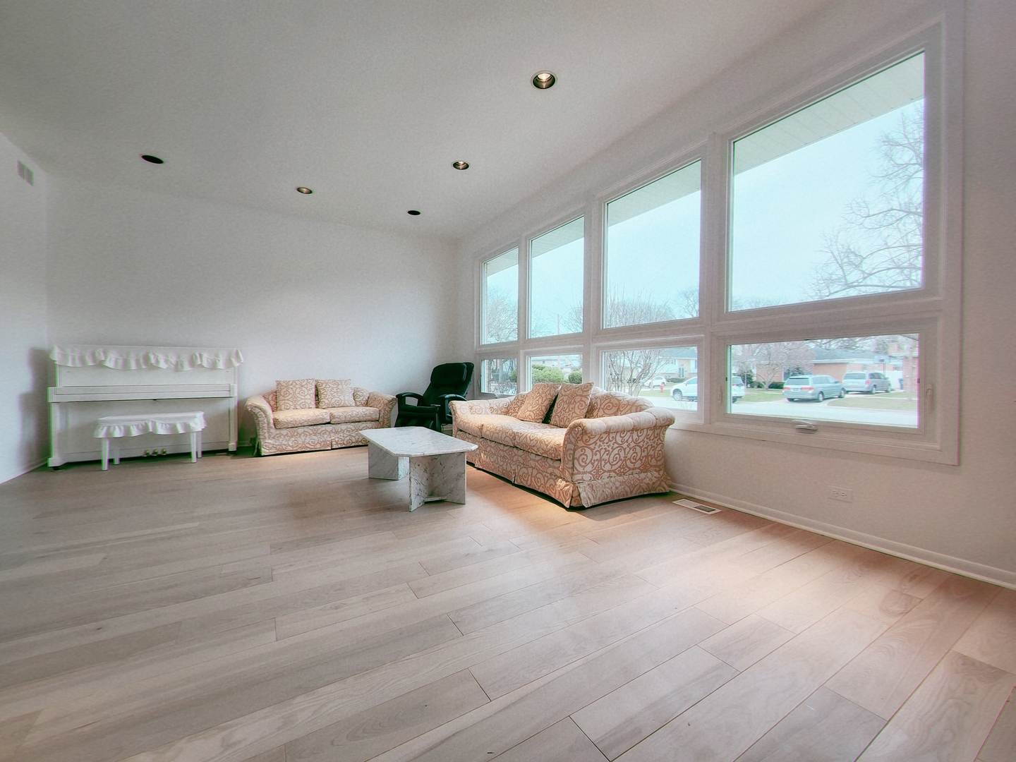 3306 Wilmette Avenue, Wilmette, IL 60091