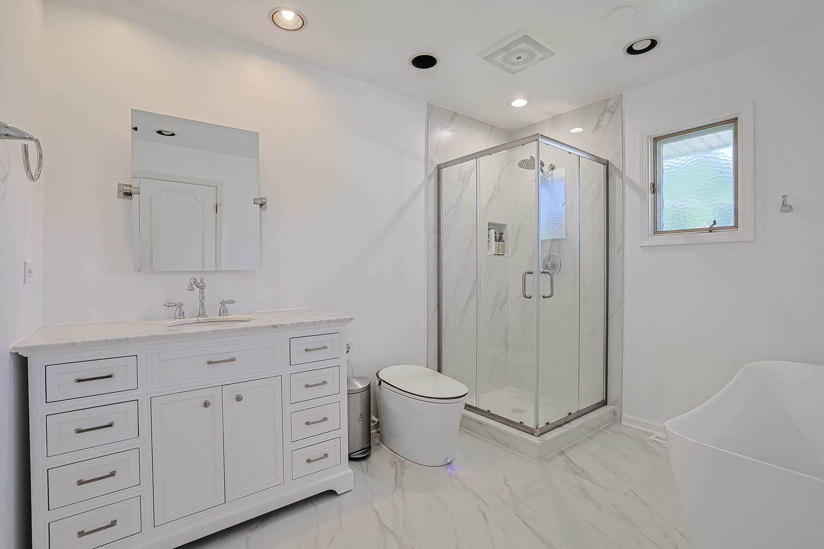 3306 Wilmette Avenue, Wilmette, IL 60091