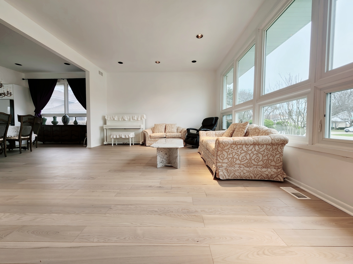 3306 Wilmette Avenue, Wilmette, IL 60091