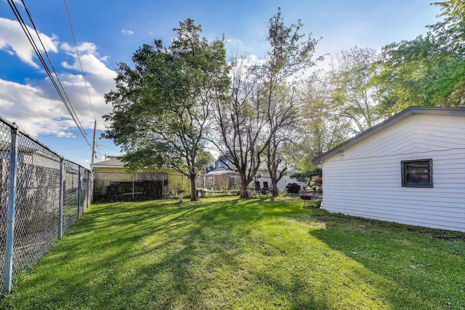 302 S Briggs Street, Joliet, IL 60433