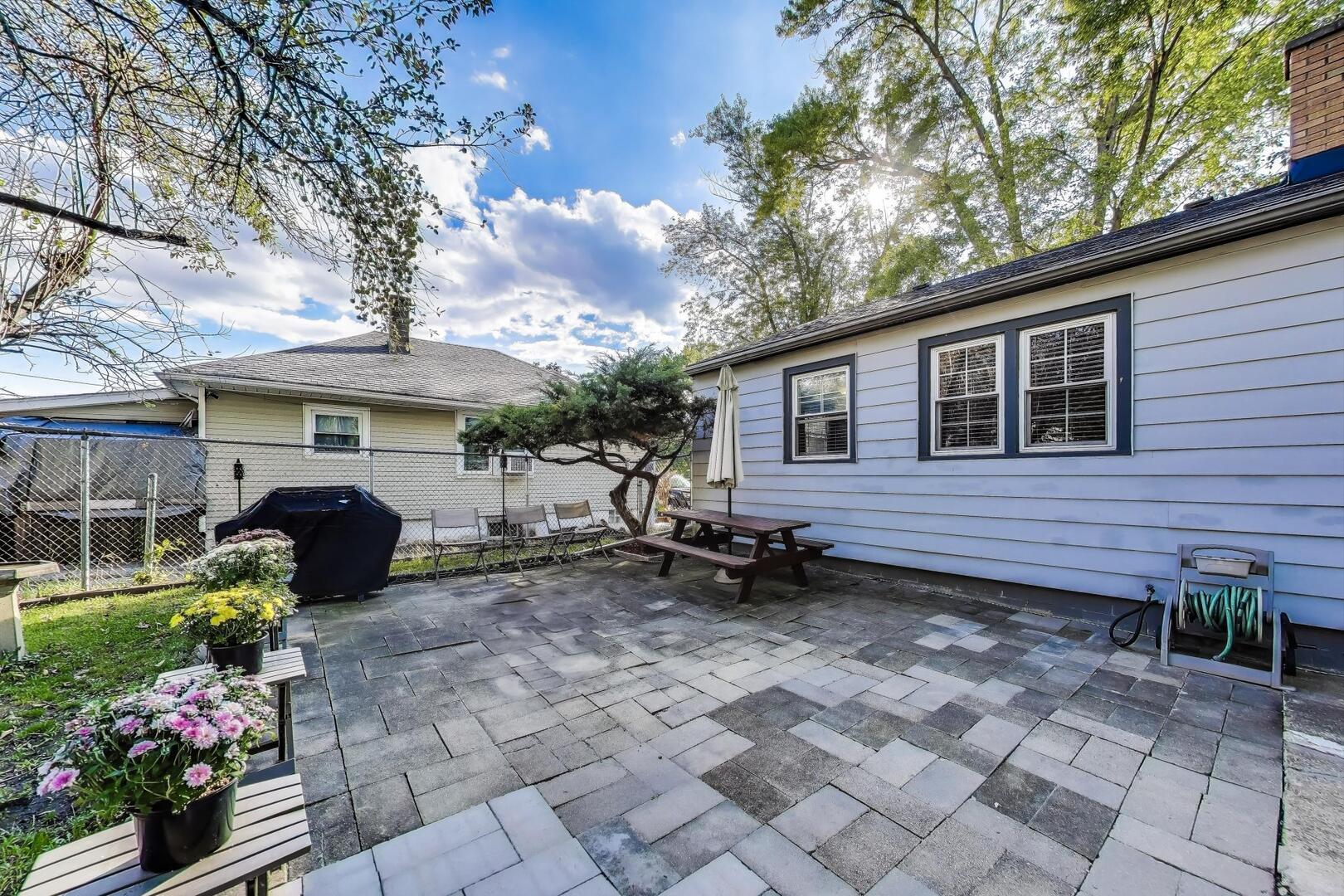 302 S Briggs Street, Joliet, IL 60433