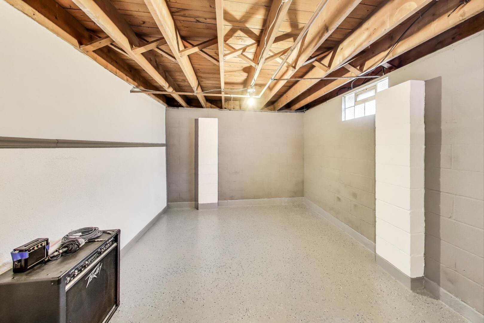 302 S Briggs Street, Joliet, IL 60433