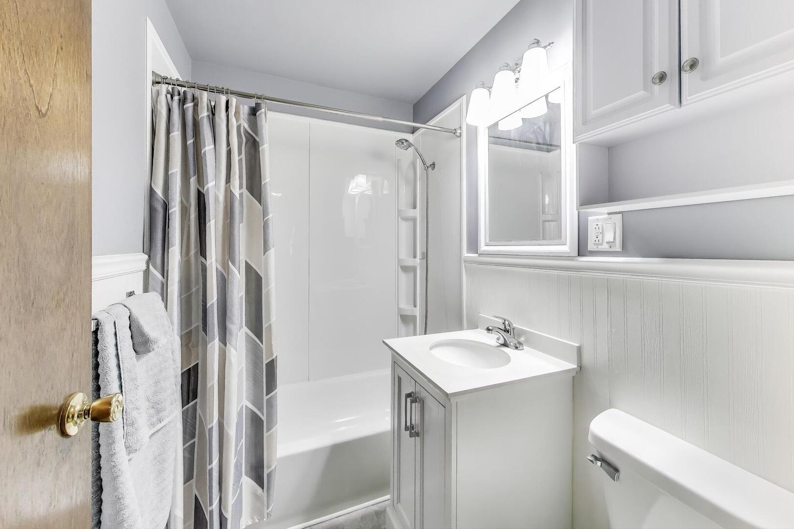 302 S Briggs Street, Joliet, IL 60433