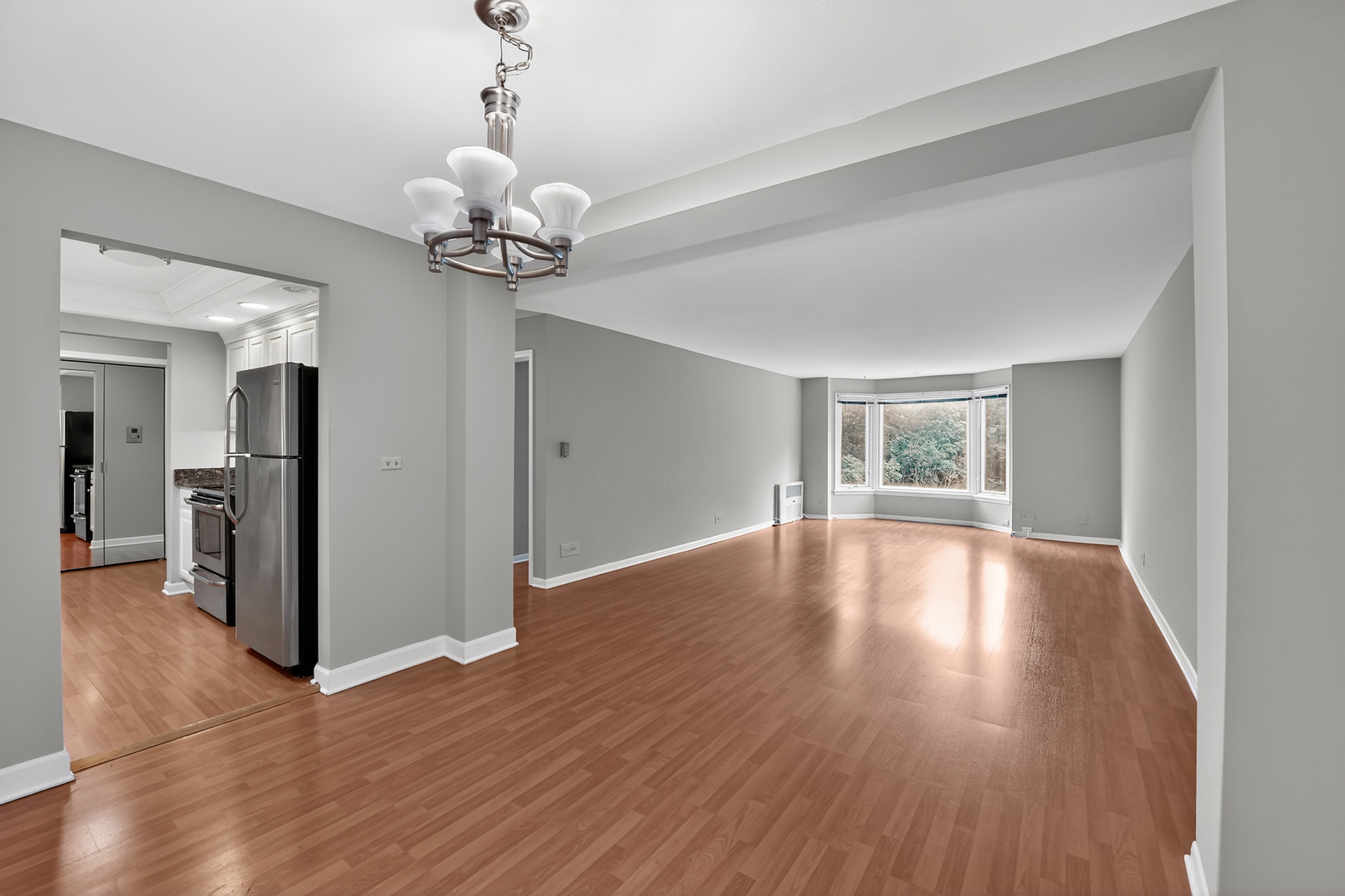 2500 Windsor Mall #1J, Park Ridge, IL 60068