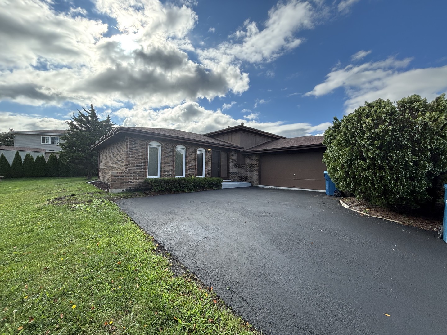 3523 Jacqueline Drive, Crete, IL 60417