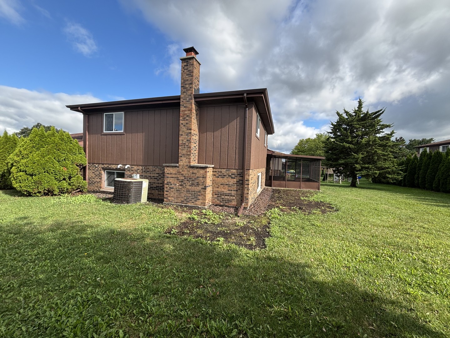 3523 Jacqueline Drive, Crete, IL 60417