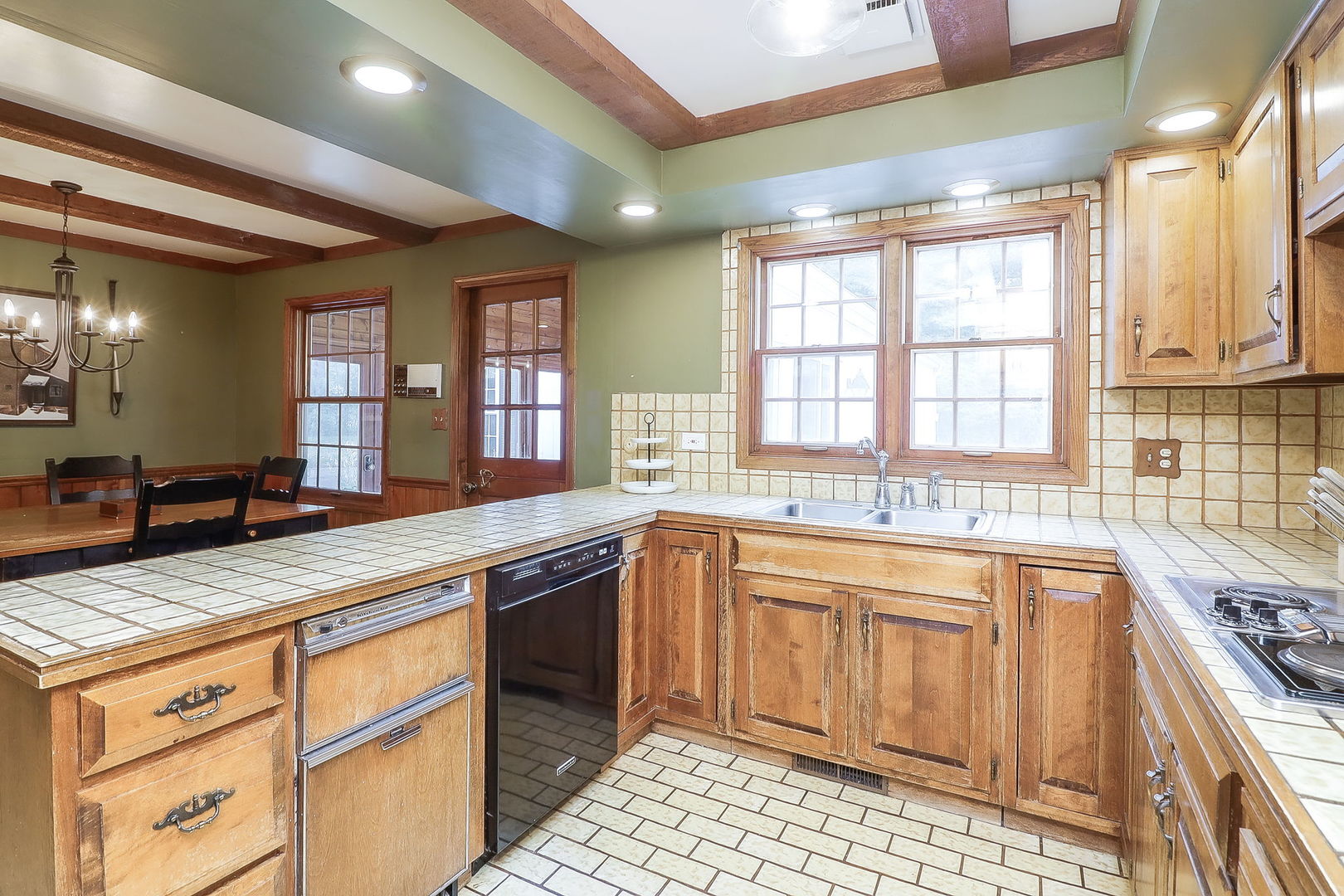 42W641 Jens Jensen Lane, St. Charles, IL 60175