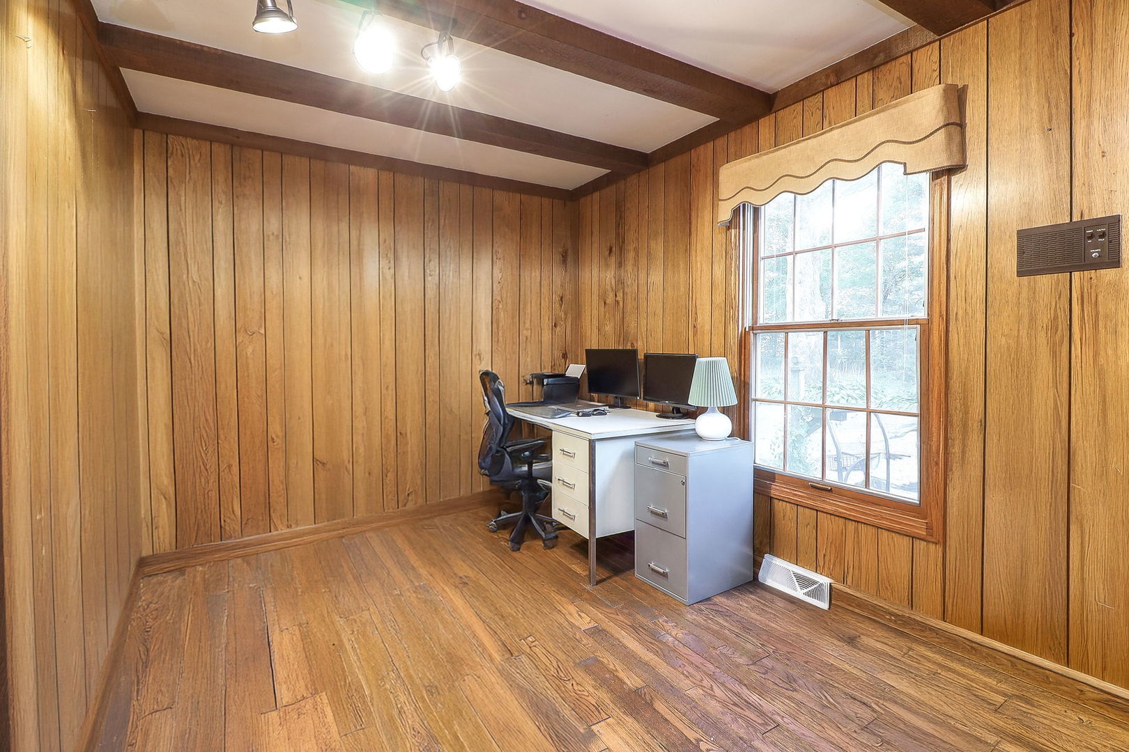 42W641 Jens Jensen Lane, St. Charles, IL 60175