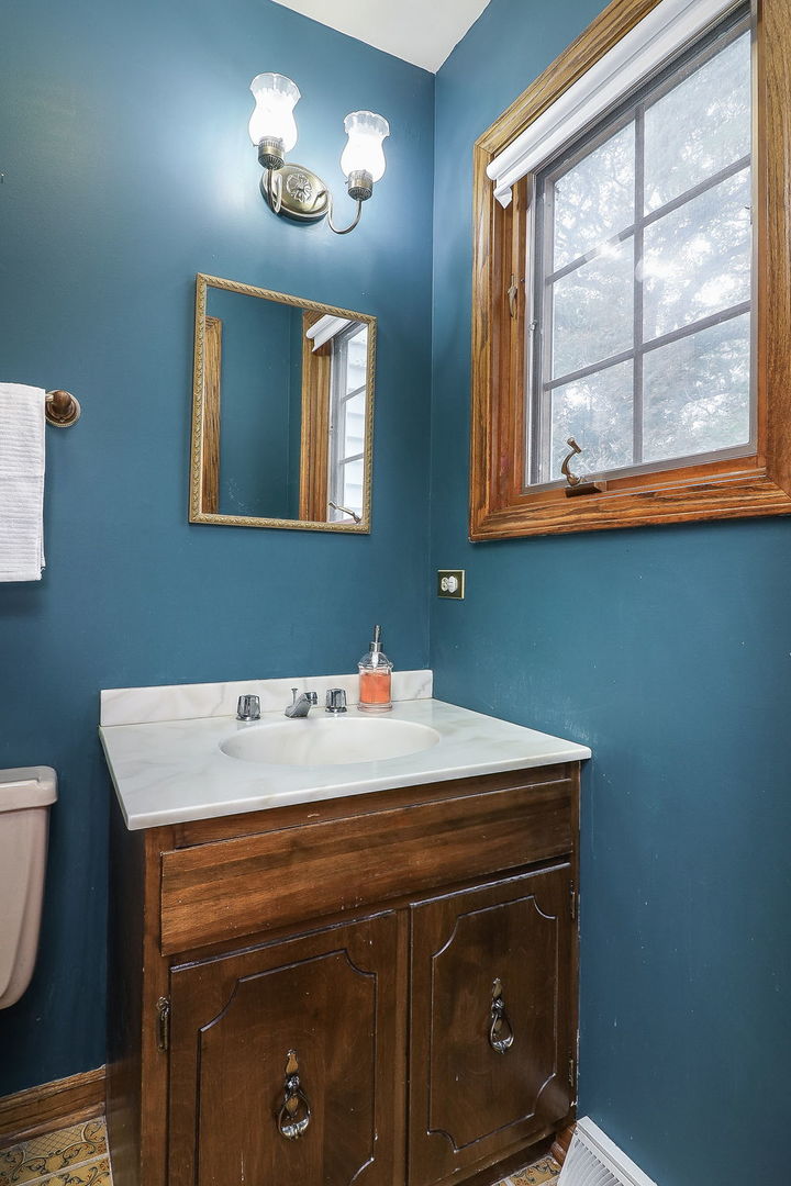 42W641 Jens Jensen Lane, St. Charles, IL 60175