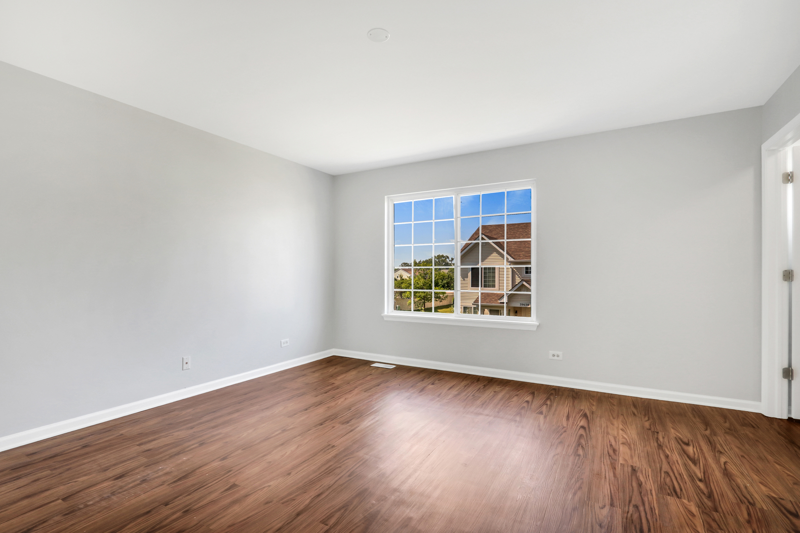 39616 N Warren Lane, Beach Park, IL 60083