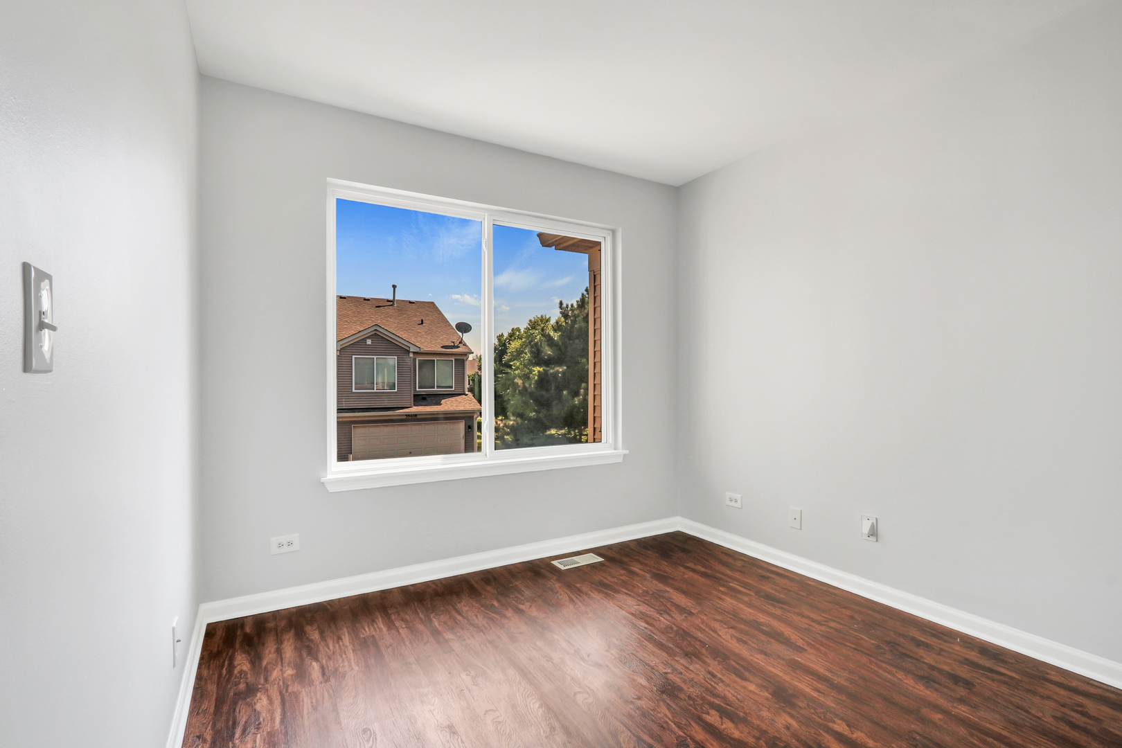 39616 N Warren Lane, Beach Park, IL 60083