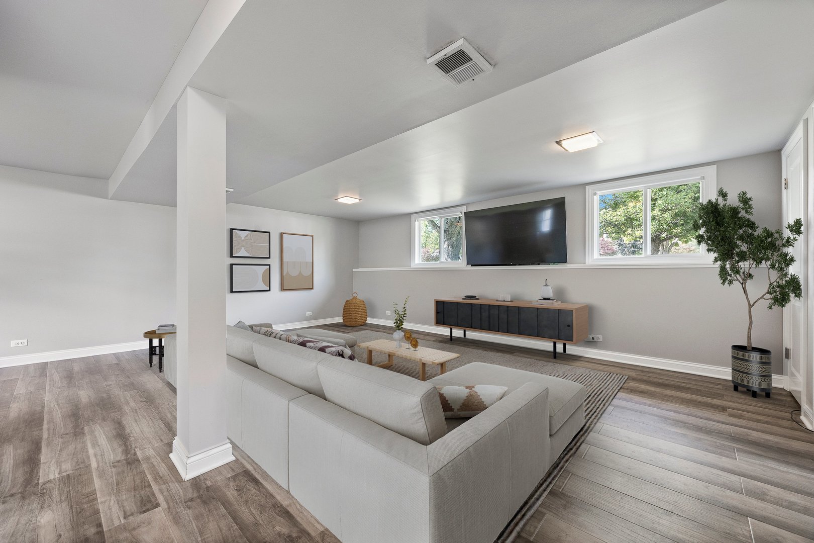 132 Robin Hill Drive, Naperville, IL 60540