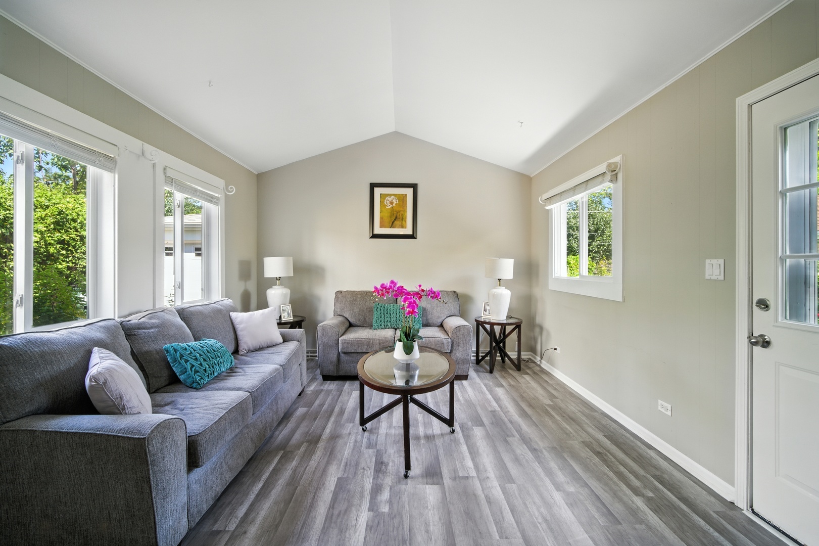 6712 Maple Street, Morton Grove, IL 60053