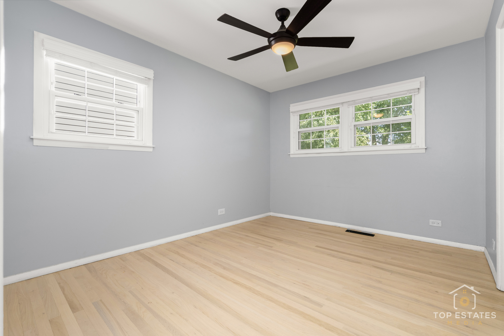 1825 N Kaspar Avenue, Arlington Heights, IL 60004