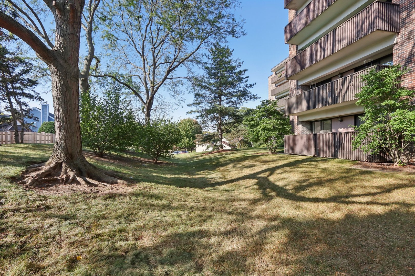 920 Vose Drive #106, Gurnee, IL 60031
