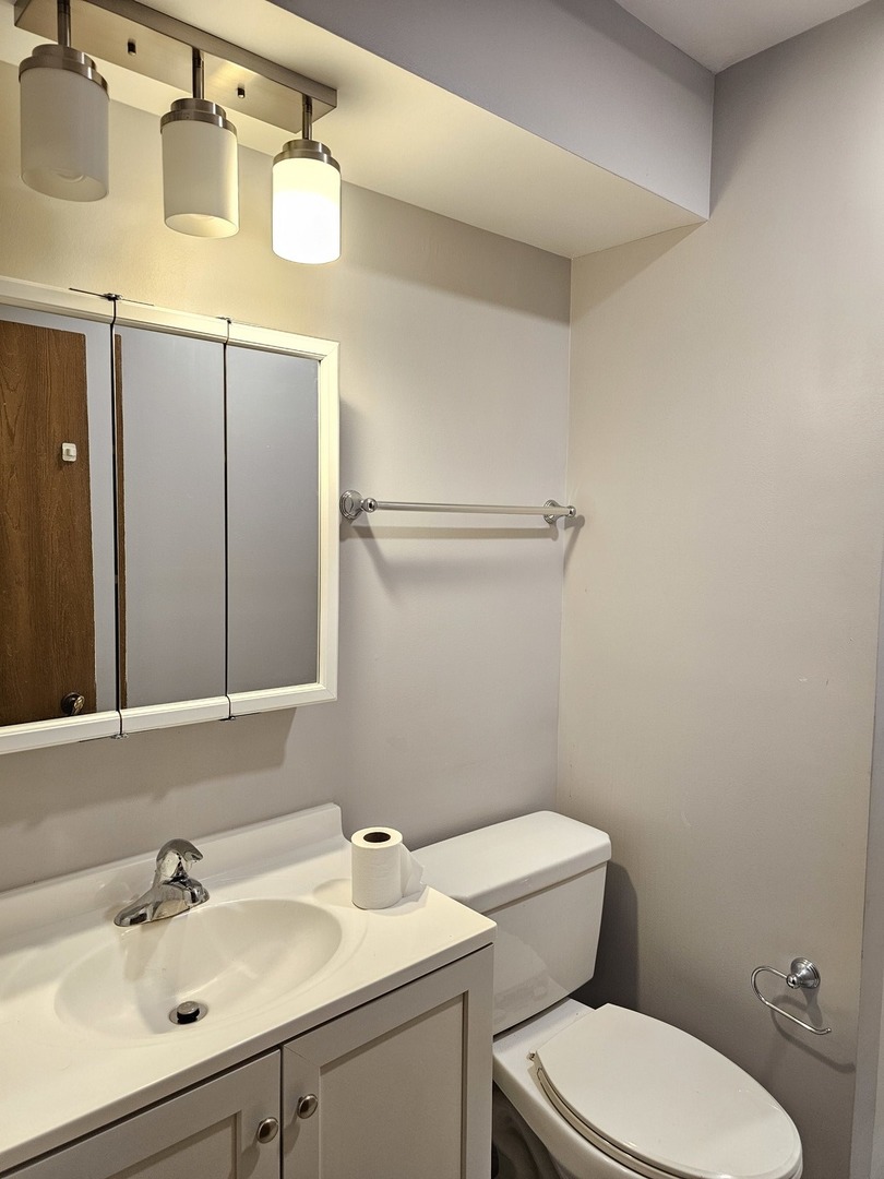 11 Echo Court #5, Vernon Hills, IL 60061