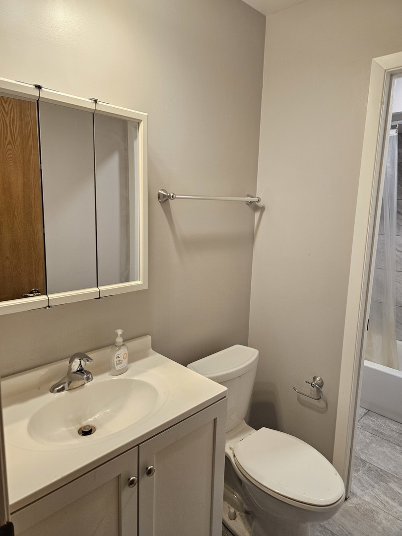 11 Echo Court #5, Vernon Hills, IL 60061