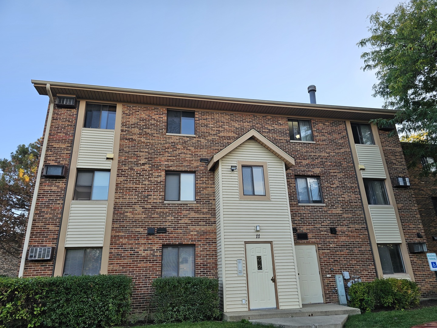 11 Echo Court #5, Vernon Hills, IL 60061