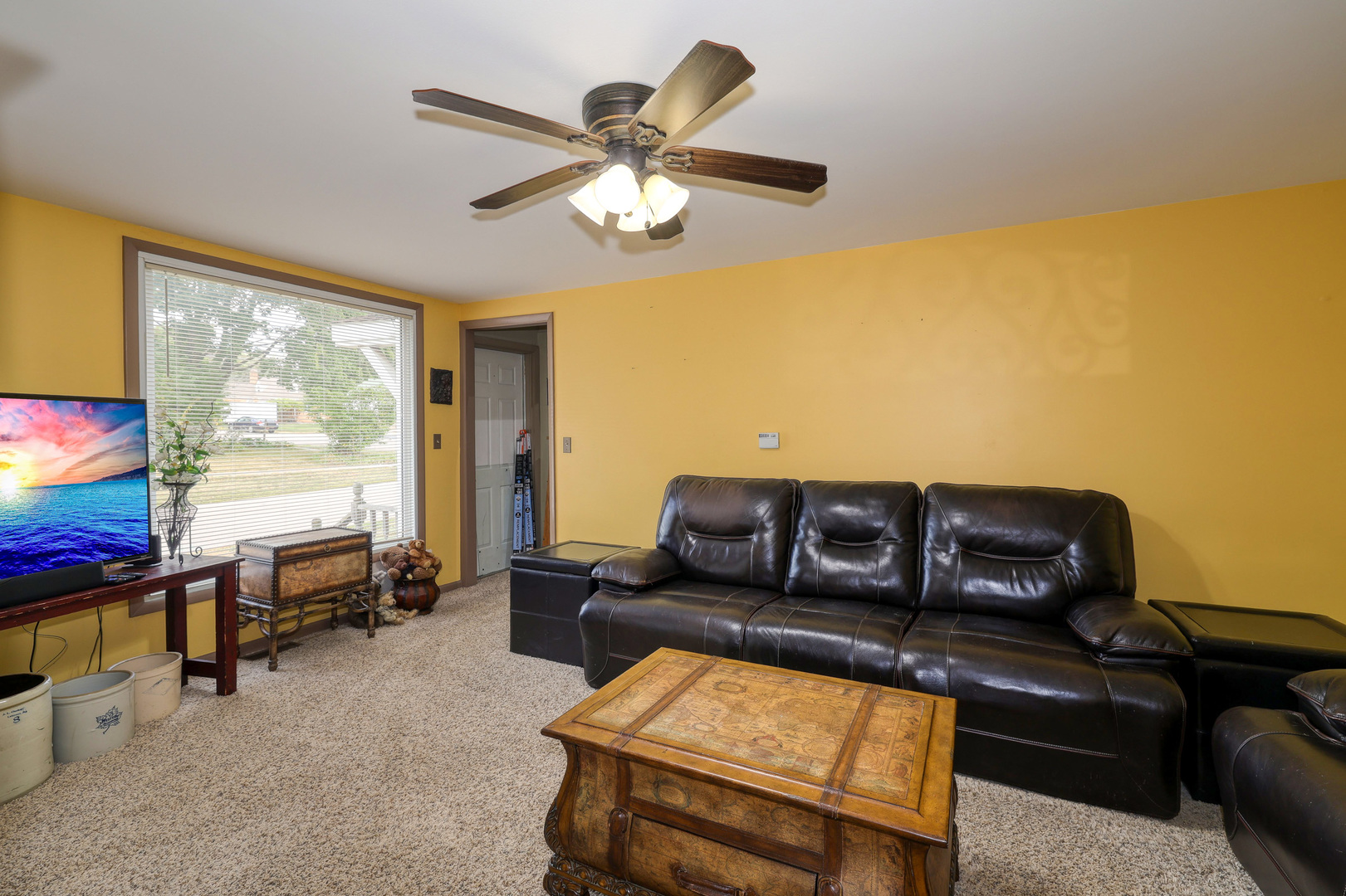 205 W Pierce Street, Elburn, IL 60119