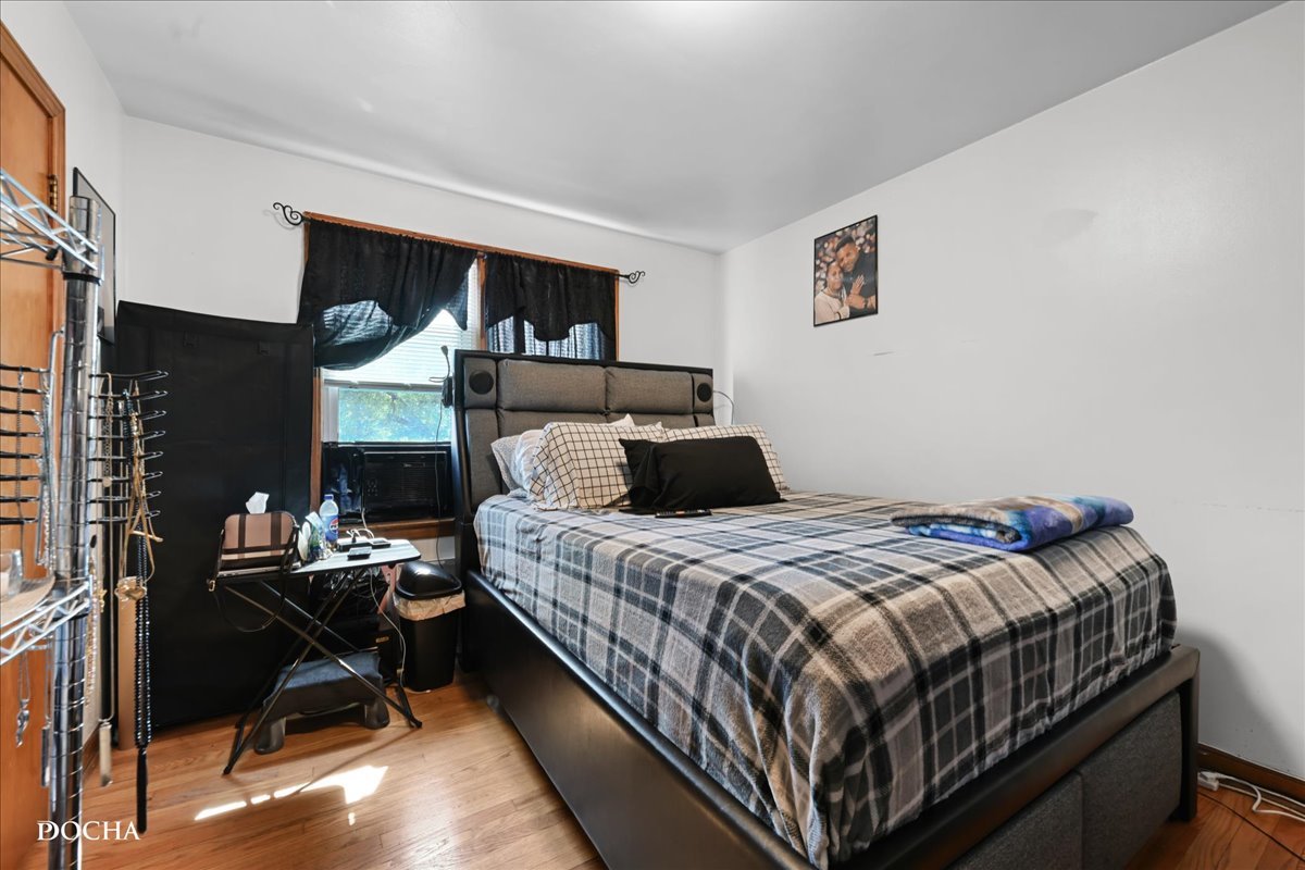 1322 N Austin Boulevard, Oak Park, IL 60302