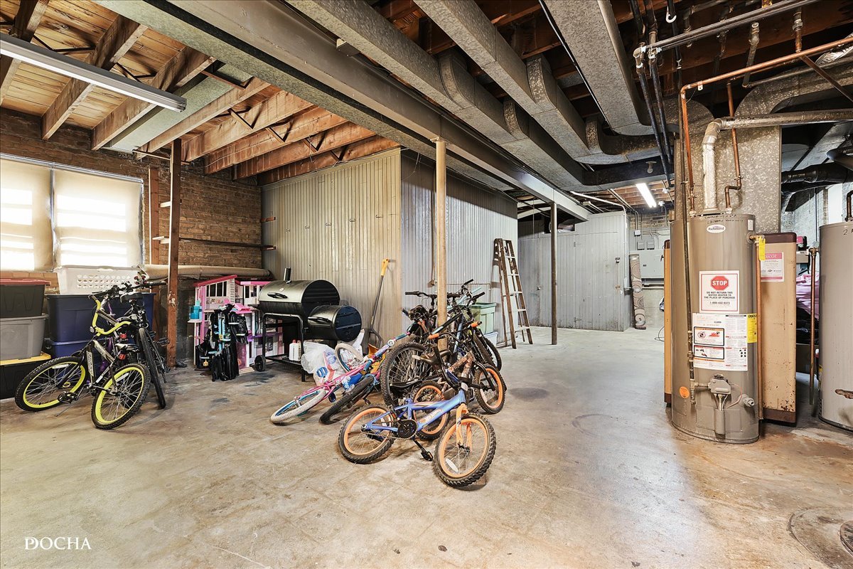 1322 N Austin Boulevard, Oak Park, IL 60302