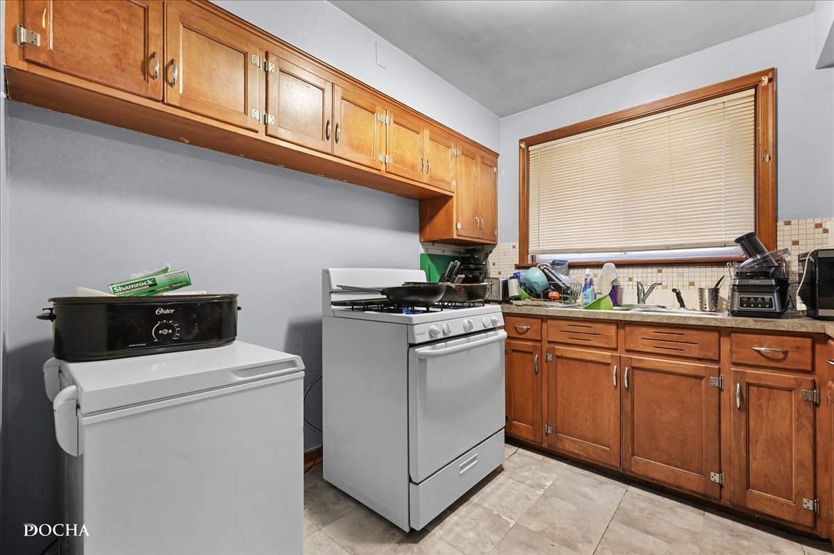 1322 N Austin Boulevard, Oak Park, IL 60302