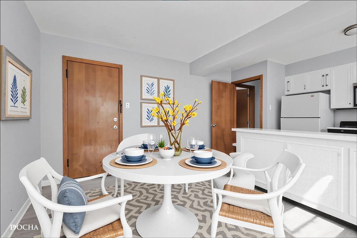 1322 N Austin Boulevard, Oak Park, IL 60302