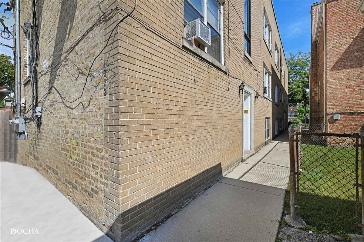 1322 N Austin Boulevard, Oak Park, IL 60302