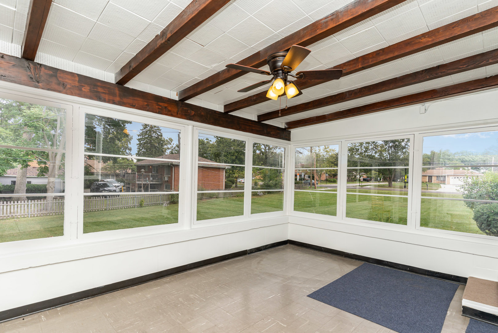 110 Homestead Drive, Wood Dale, IL 60191