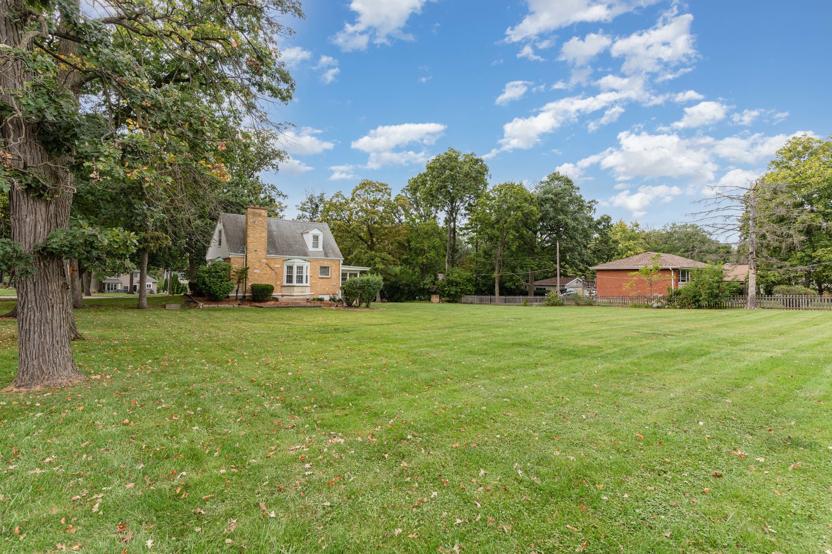 110 Homestead Drive, Wood Dale, IL 60191