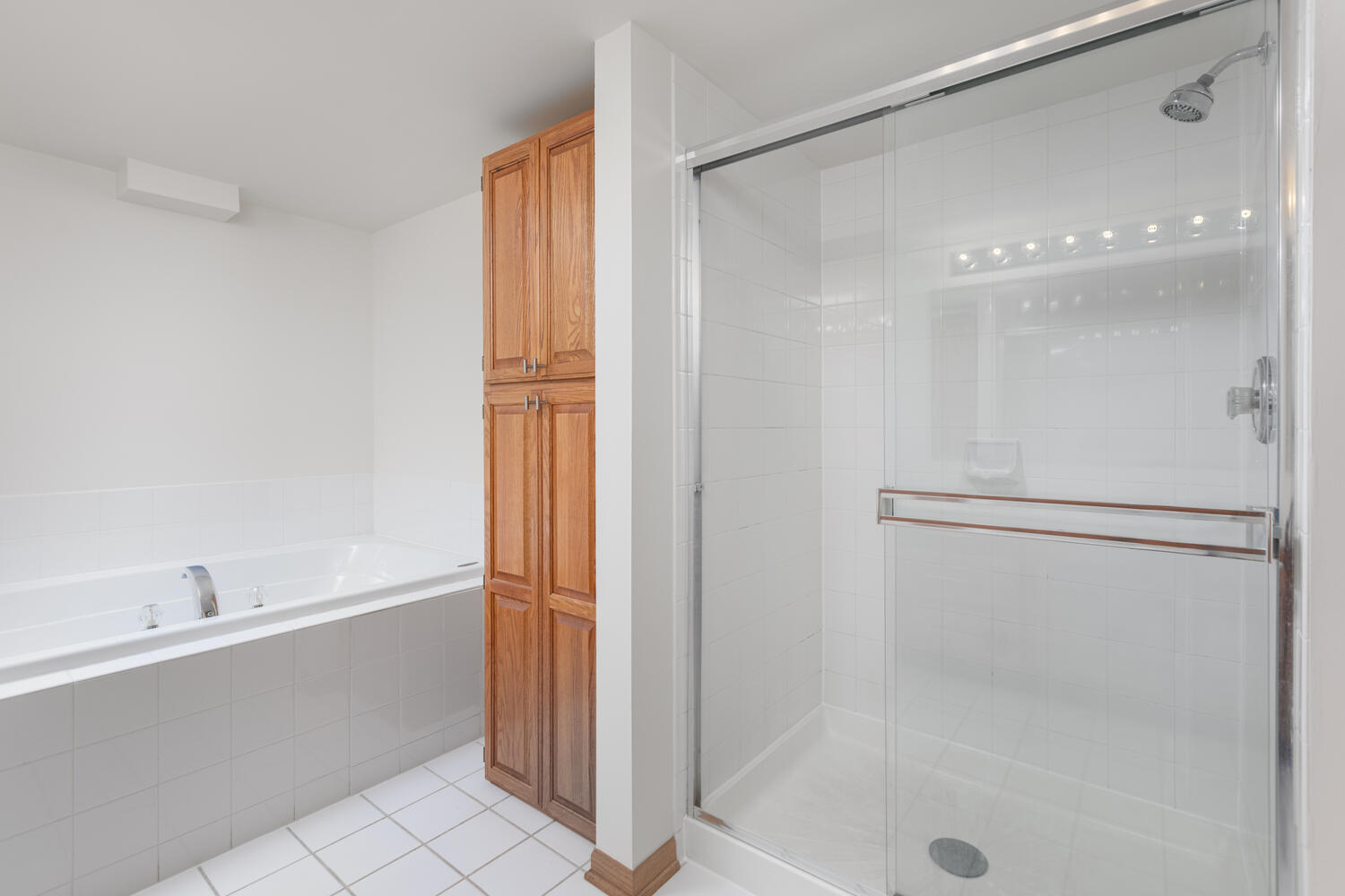 2020 Saint Regis Drive #509, Lombard, IL 60148