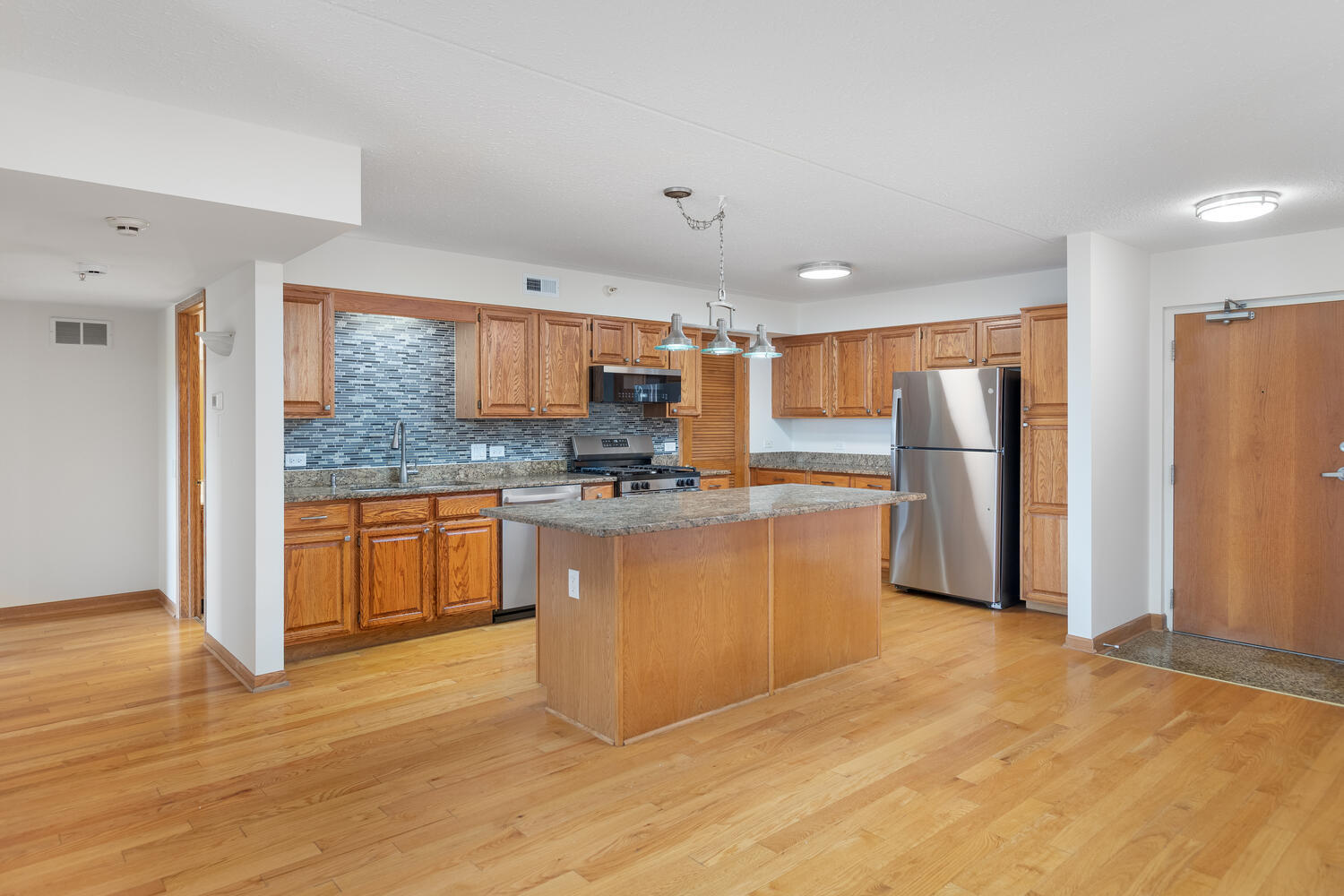 2020 Saint Regis Drive #509, Lombard, IL 60148