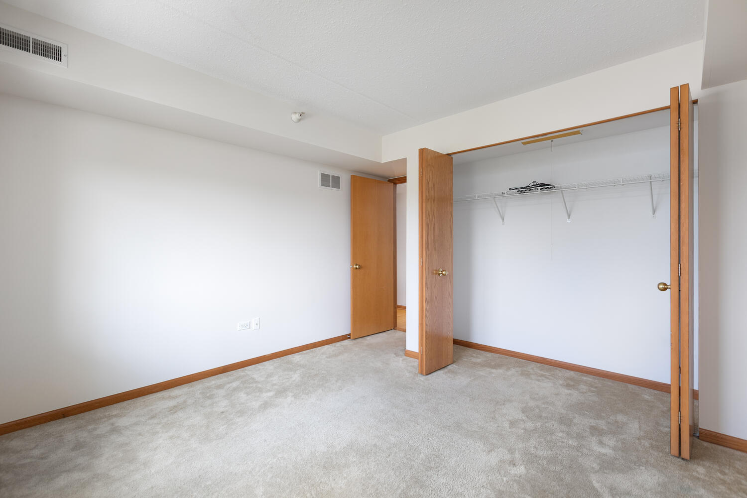 2020 Saint Regis Drive #509, Lombard, IL 60148