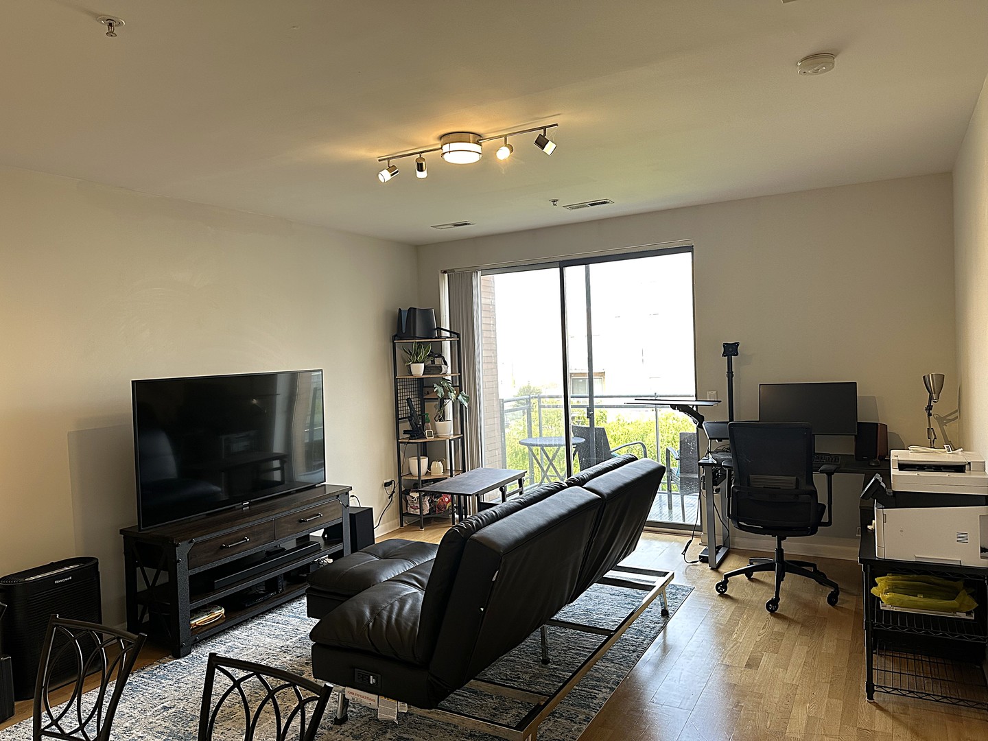 1720 Oak Avenue #706, Evanston, IL 60201