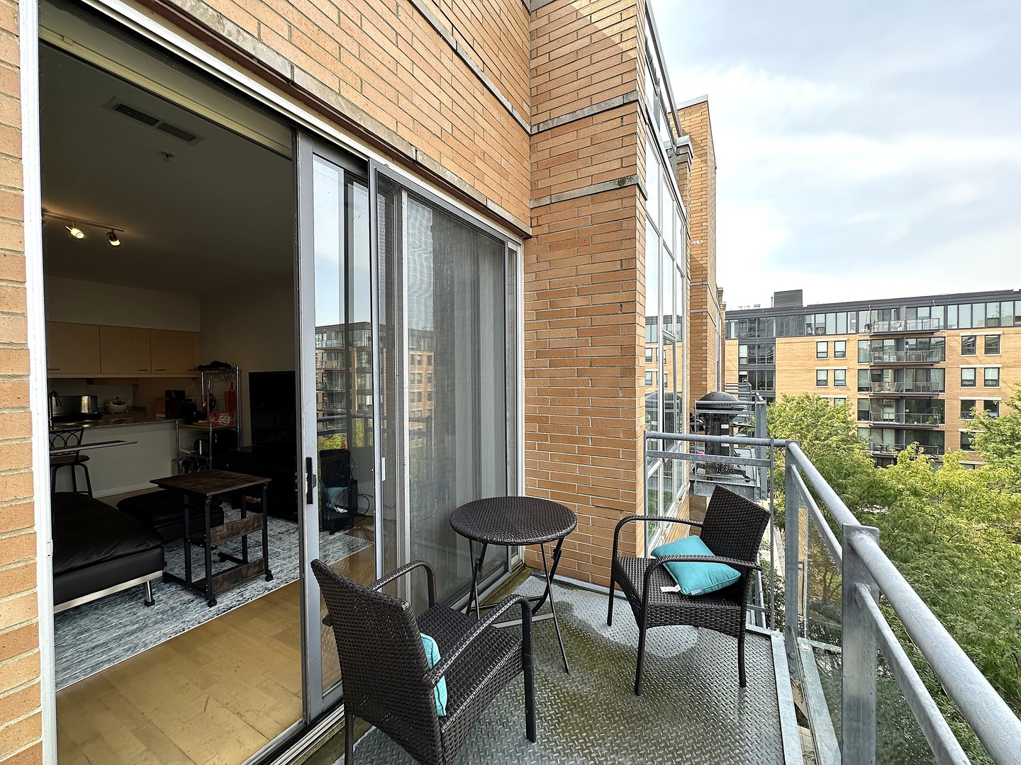 1720 Oak Avenue #706, Evanston, IL 60201