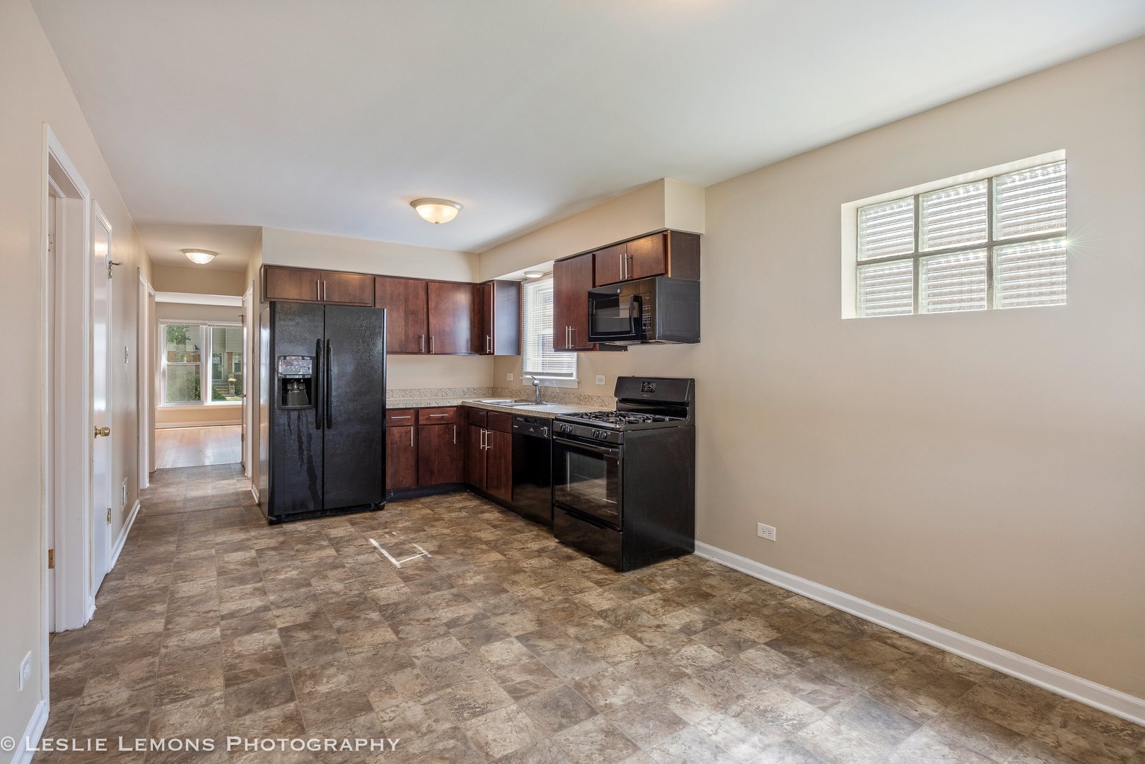 5112 S Nashville Avenue, Chicago, IL 60638