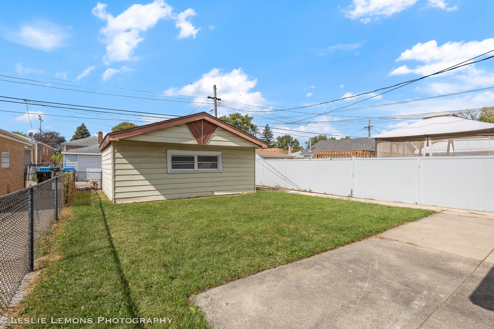 5112 S Nashville Avenue, Chicago, IL 60638